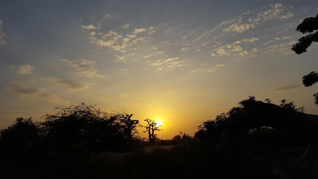 Baobab Soleil Hotel Sindia Luaran gambar